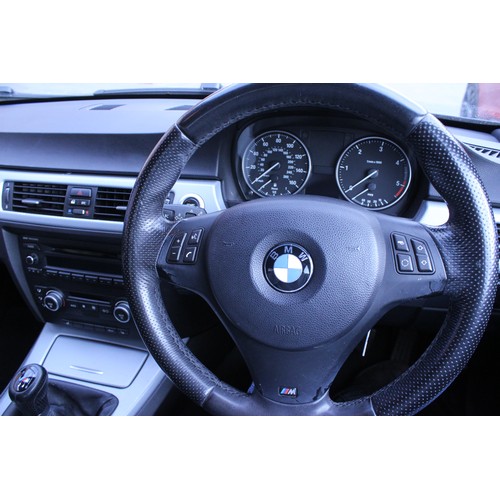 225 - A 2008/08 BMW 320D M Sport Saloon Manual 6 Speed finished in Black with Black leather, spec includes... 