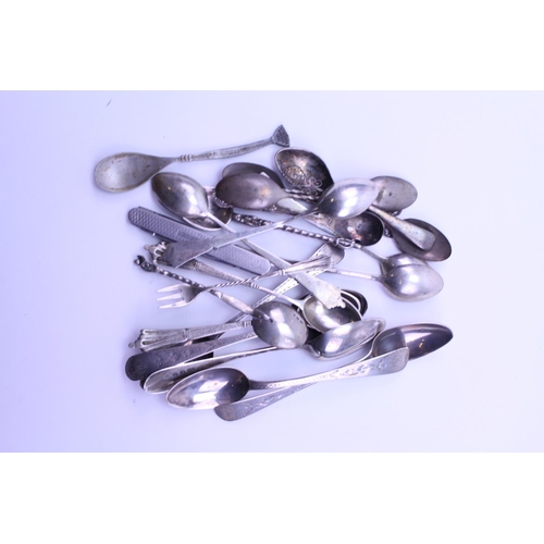 24 - 5 x Georgian Silver Bright Cut Tea Spoons, (800) Silver Tea Spoons, etc.