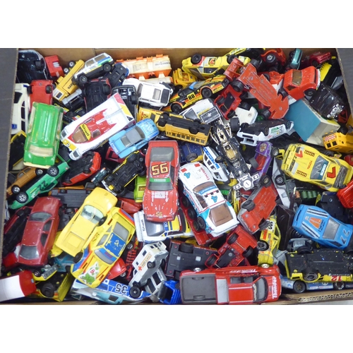 24 - Uncollated diecast model vehicles, recovery, emergency services, sports cars and convertibles: to in... 