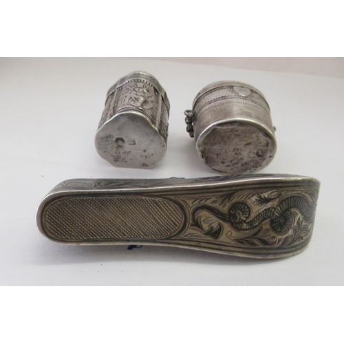 378 - A 19thC Russian silver coloured metal and nielloworked novelty vesta case, fashioned as a slipper wi... 