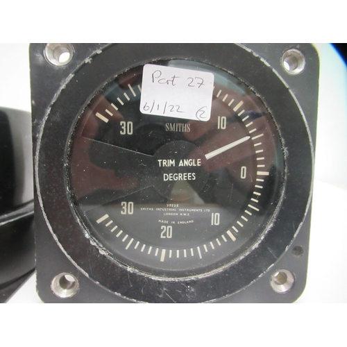 27 - A Harland & Wolff submarine depth indicator; and a Smith's submarine trim indicator 