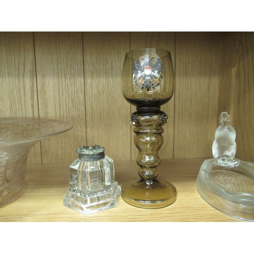 8 - Glassware: to include a Verlys of France soap dish, surmounted by a duck  4