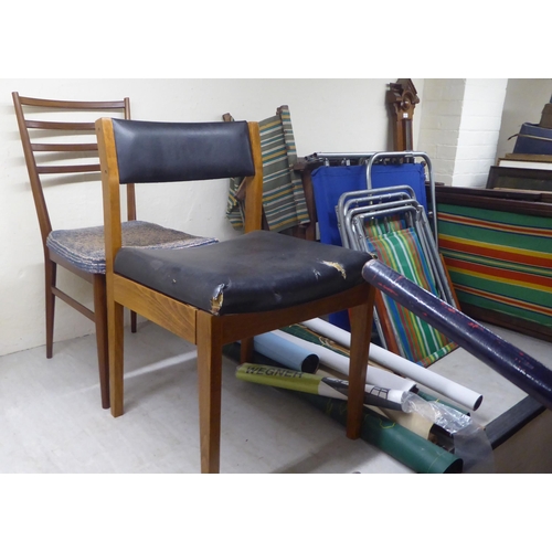5 - Small mid/late 20thC furniture: to include two dissimilar teak framed dining chairs
