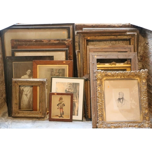 37 - A large collection of antique Prints & other Pictures, Gilt Frames, etc. As a lot. (1)