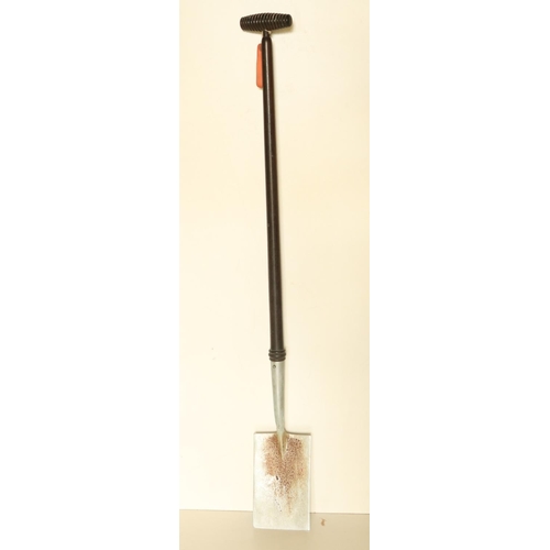 524 - Ceremonial Spade, used by King George V & Queen Mary when The Duke & Duchess of York were pl... 