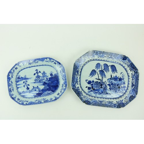22 - A Kangxi blue and white Chinese porcelain Platter, with willow tree design, 16