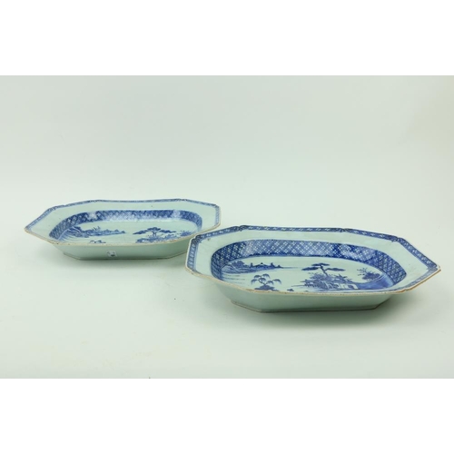 31 - A pair of 18th Century Chinese blue and white Nankin Serving Bowls, each of rectangular form with ca... 