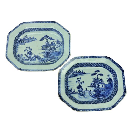31 - A pair of 18th Century Chinese blue and white Nankin Serving Bowls, each of rectangular form with ca... 