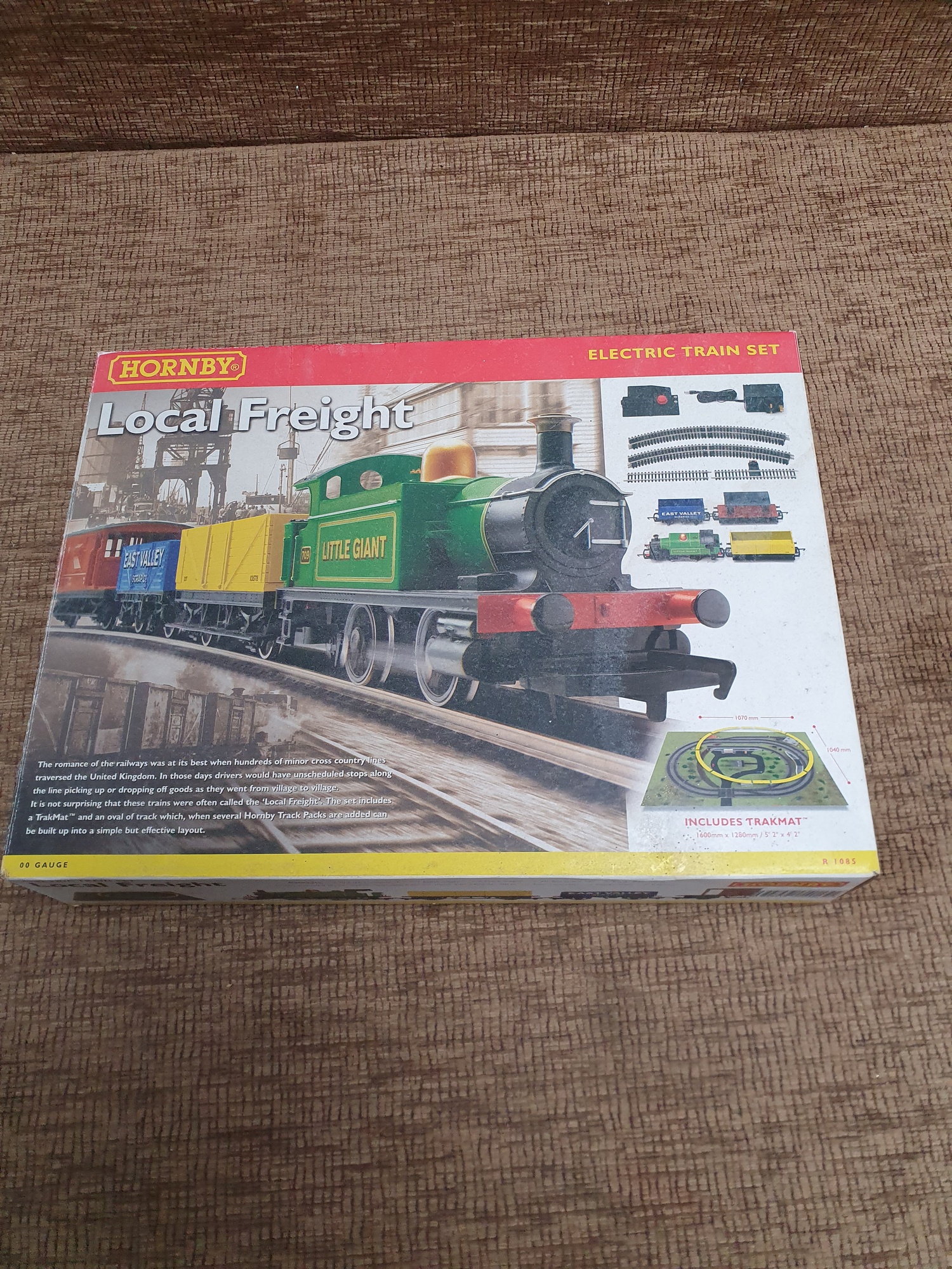 Hornby Local Freight electric train set