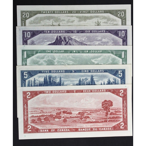 524 - Canada (5), a group of Queen Elizabeth II notes, 20 Dollars, 10 Dollars, 5 Dollars, 2 Dollars and 1 ... 