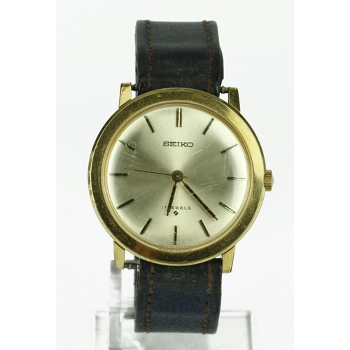 492 - Gents Seiko gold plated 17 jewell wristwatch. Marked on the back 