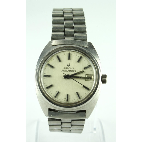 530 - Gents stainless steel cased Bulova accutron wristwatch, untested on its original bracelet