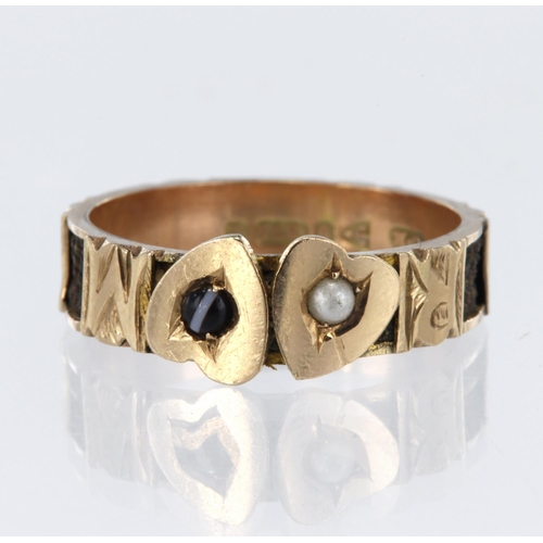 47 - 9ct yellow gold mourning ring, one onyx and one seed pearl set in to hearts, five plated hair panels... 
