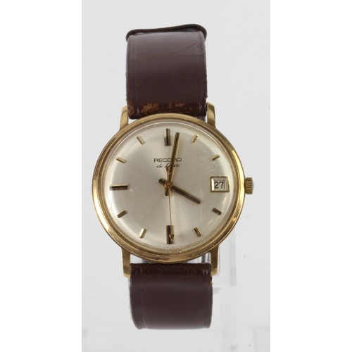 550 - Gents 9ct cased Record wristwatch. The cream dial with gilt baton markers and dae aperture at 3 o'cl... 