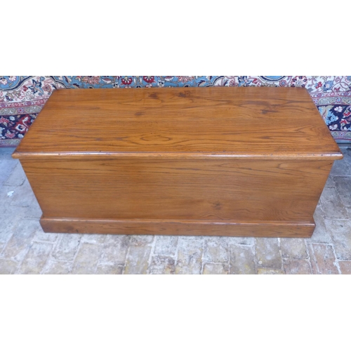 5 - A solid oak blanket box, 47cm tall x 121cm x 50cm - made by a local craftsman to a high standard
