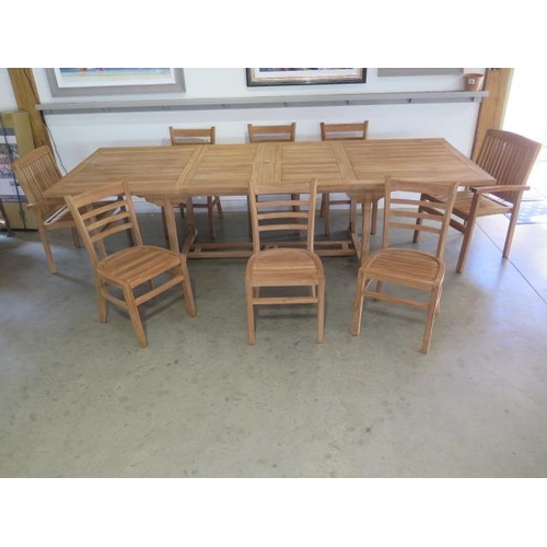 27 - New boxed teak. Extending dining table with 2 fold out leaves. Extends from 186 cm to 297 cm x 110 c... 