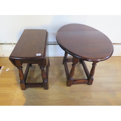 5 - A pair of oak joint stool drop flap swivel top side tables, coffee table height 46cm, in good condit... 