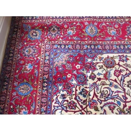 219 - A hand knotted woollen Meshed rug,  3.45m x 2.55m