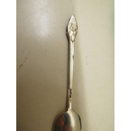 504 - A silver ladle and a boxed set of six silver coffee spoons, total approx 4 troy oz