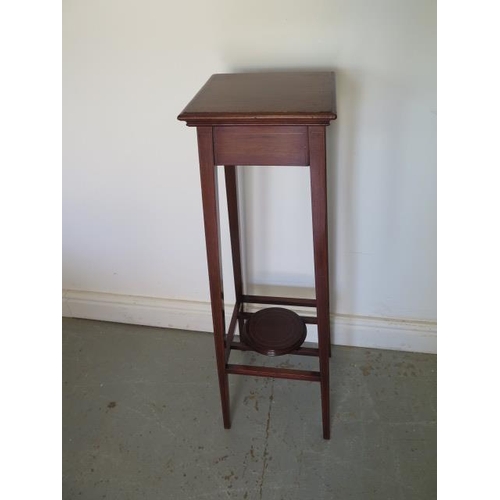68 - An Edwardian mahogany inlaid and boxwood strung jardinere / plant stand, 86cm tall x 24cm x 24cm, in... 