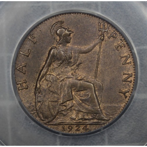 1924 Half Penny, George V. Graded CGS78. Freeman 403. A most attractive ...