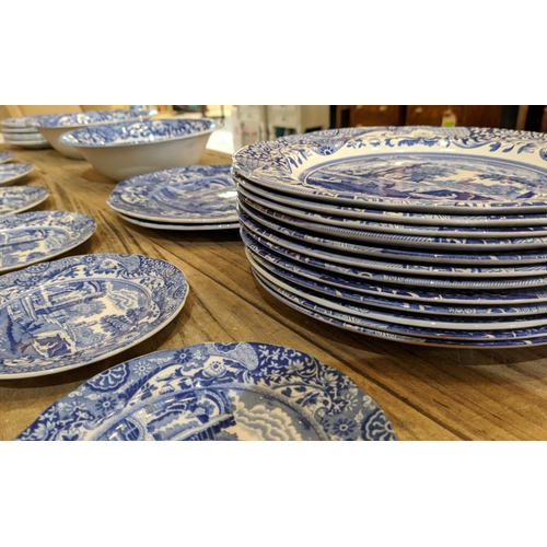 102 - COPELAND/SPODE BLUE AND WHITE PART DINNER SERVICE, Italian pattern, comprising twelve dinner plates,... 