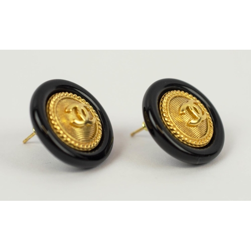 102 - CHANEL EARRINGS, pair, gilt metal centres, black enamelled surrounds, 8.91 grams, logo to back.