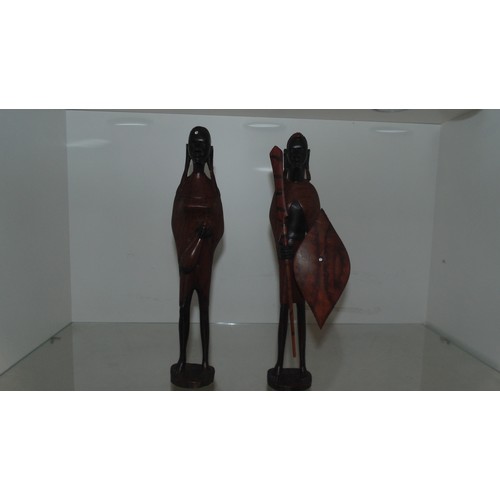 40 - African tribal art figurines