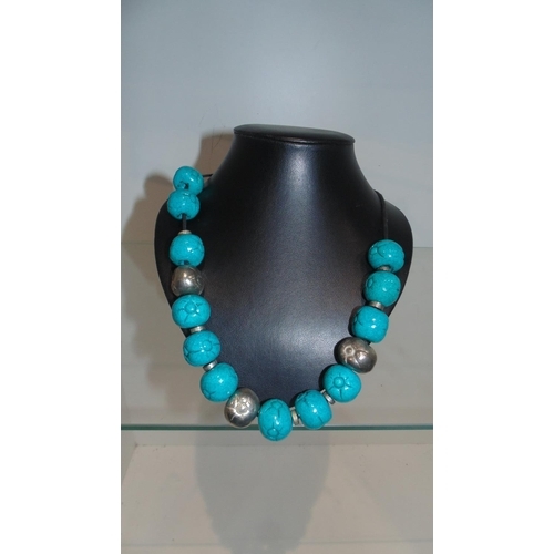 3055 - Beaded Turquoise and silver stone necklace