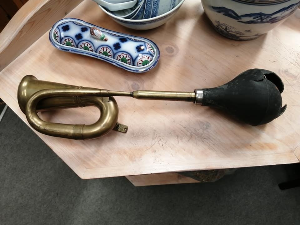 An antique/ vintage classic car horn for restoration.