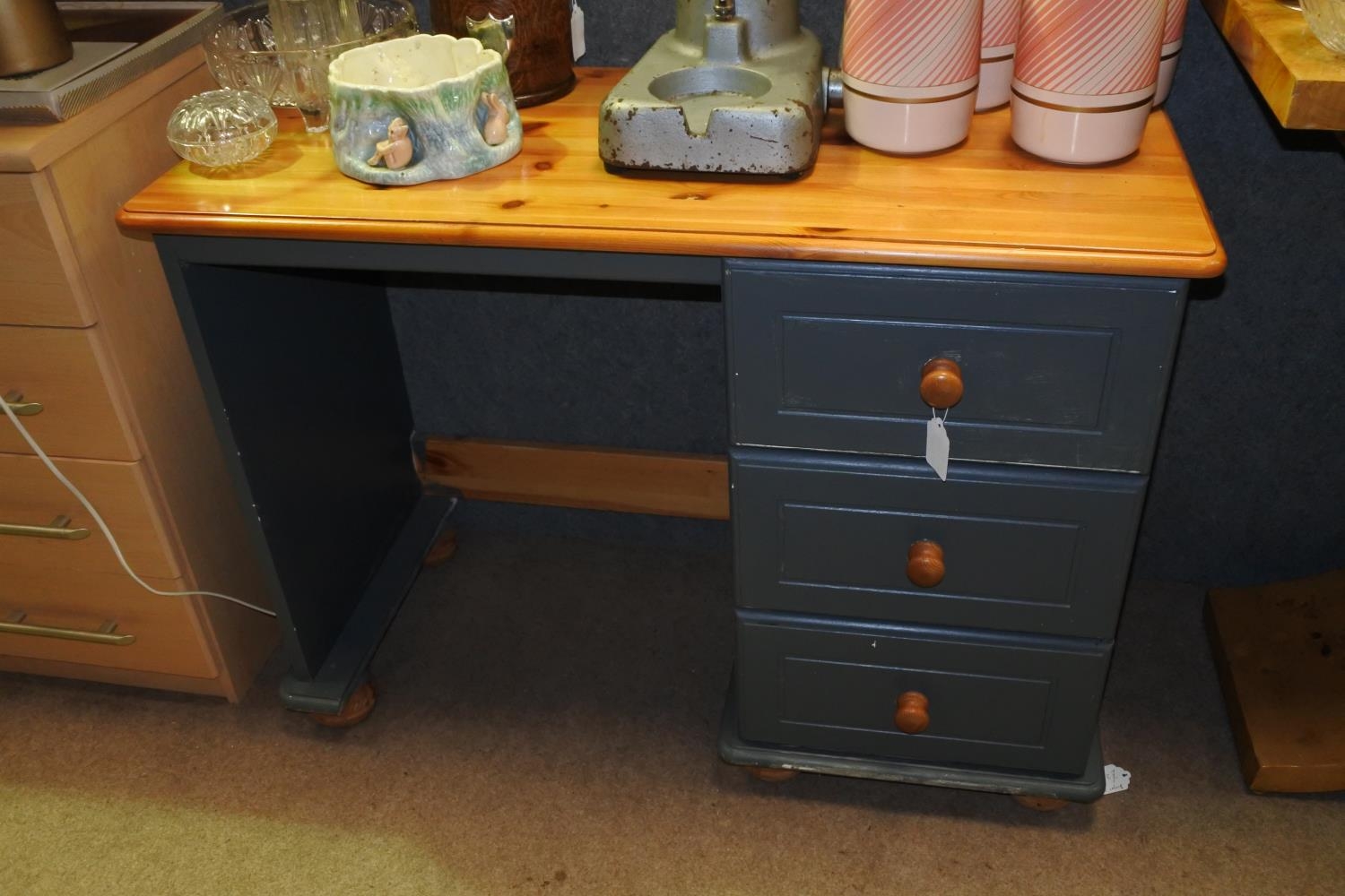 dark pine dressing table