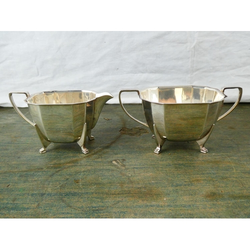 124 - A fine quality English Art Deco electroplated four piece tea set, marked for Cooper Brothers, Sheffi... 