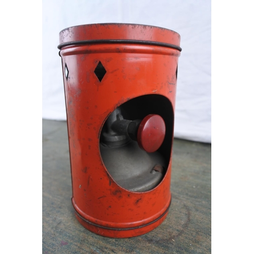15 - A vintage Unigas miniature stove in original tin.