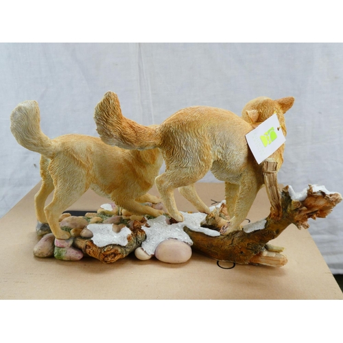 30 - A boxed Country Artists figurine of two retrievers playing in brook.