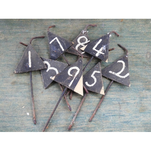44 - A set of vintage handmade golf hole marker flags/ numbers (missing number 6)