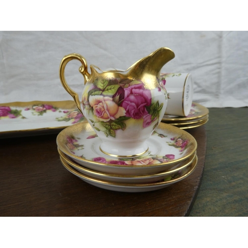410 - A stunning antique/ vintage coffee set, 'Golden Rose' by Royal Chelsea, to include 6 cups, saucers, ... 