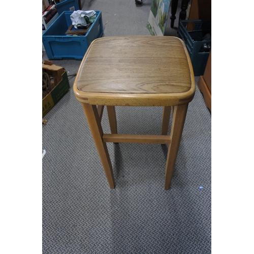 375 - A vintage/ retro bar stool.
