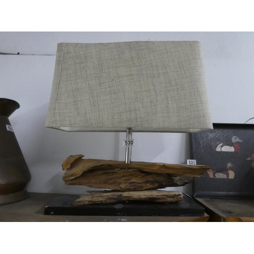 530 - A stylish table lamp with driftwood base.