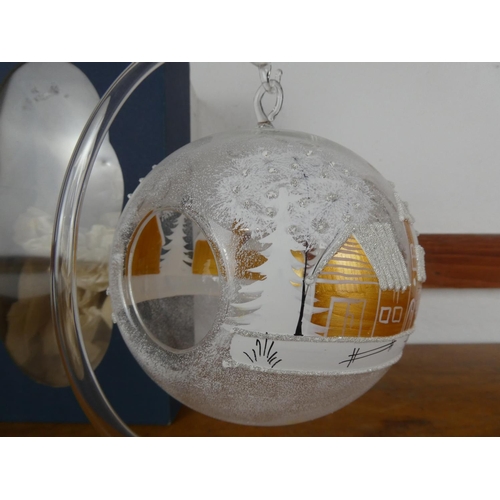 53 - A stunning boxed glass Christmas ornament.