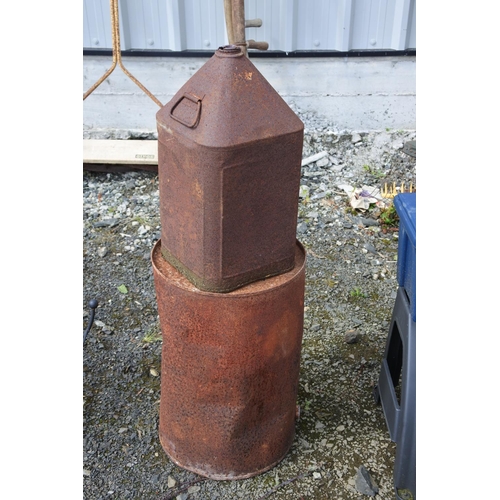 136 - 2 vintage oil cans, both measuring 55cm in height roughly.