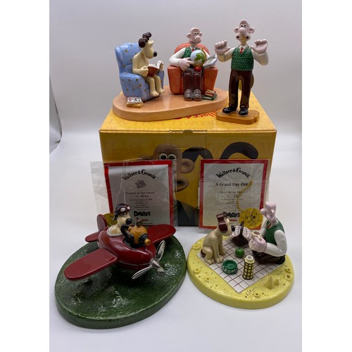 275 - BOXED COALPORT WALLACE AND GROMIT INCLUDING PICNIC ON THE MOON, WE'LL GO SOMEWHERE WHERE THERE'S CHE... 