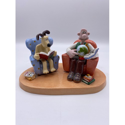 275 - BOXED COALPORT WALLACE AND GROMIT INCLUDING PICNIC ON THE MOON, WE'LL GO SOMEWHERE WHERE THERE'S CHE... 