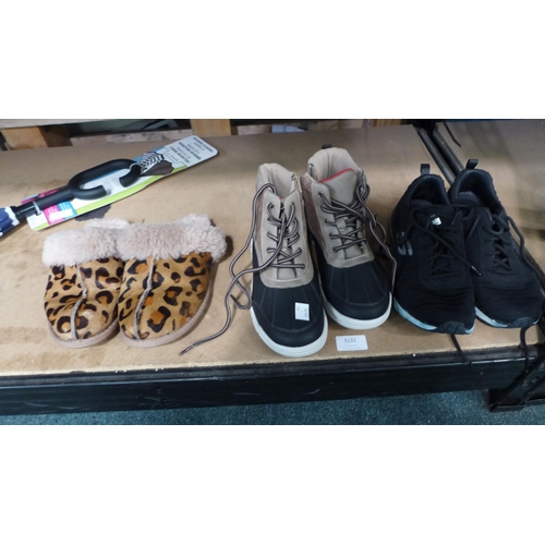 sketchers size 4.5