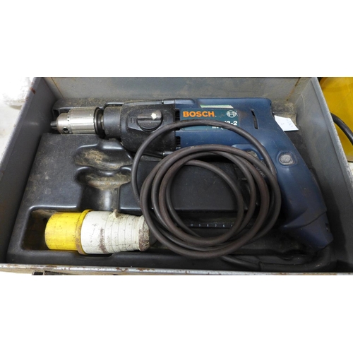 2041 - Bosch GBM 13-2 110v hammer drill - in case