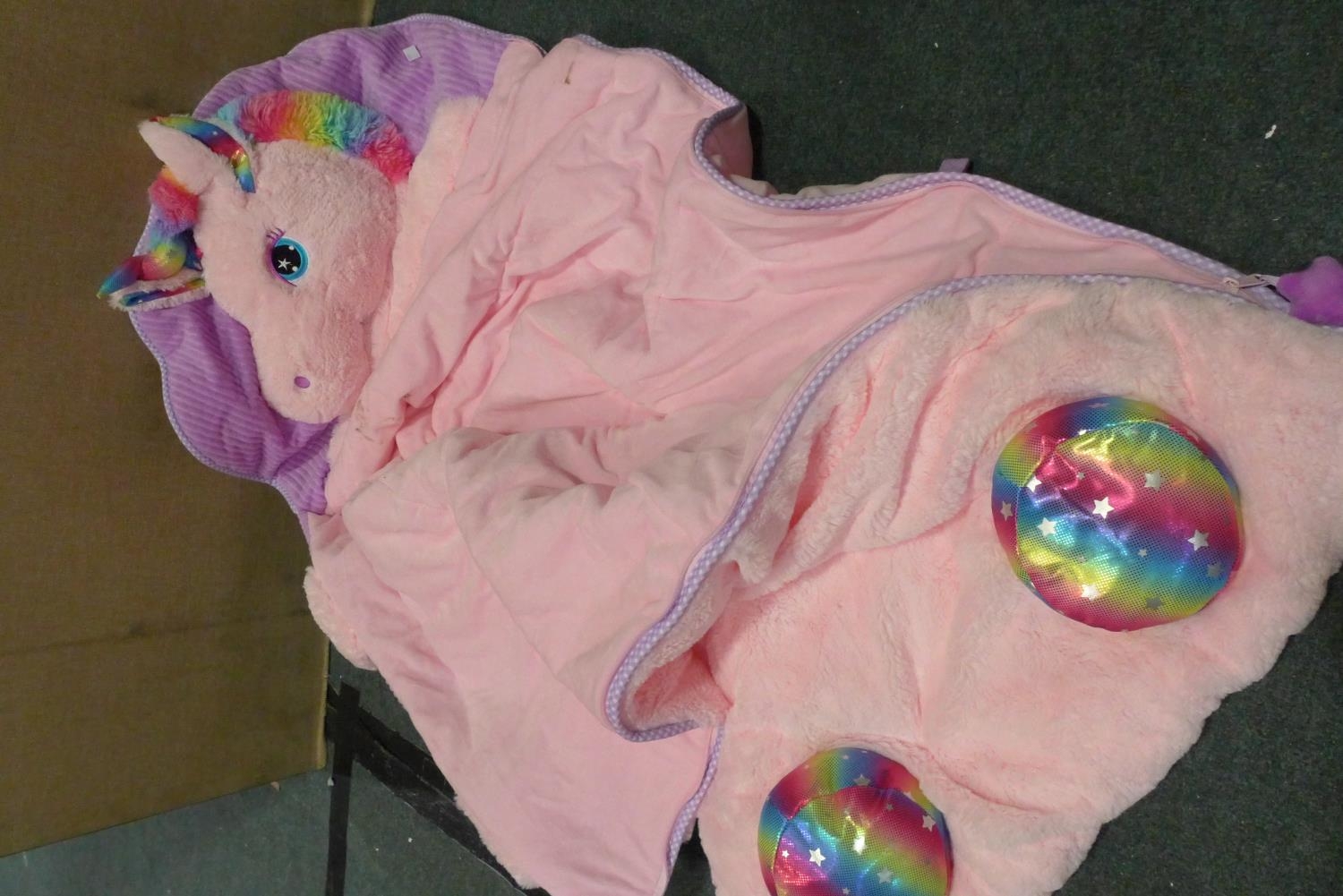 Unicorn Hugfun Sleeping Bag (168Cm X 71Cm) (215247) * This lot is