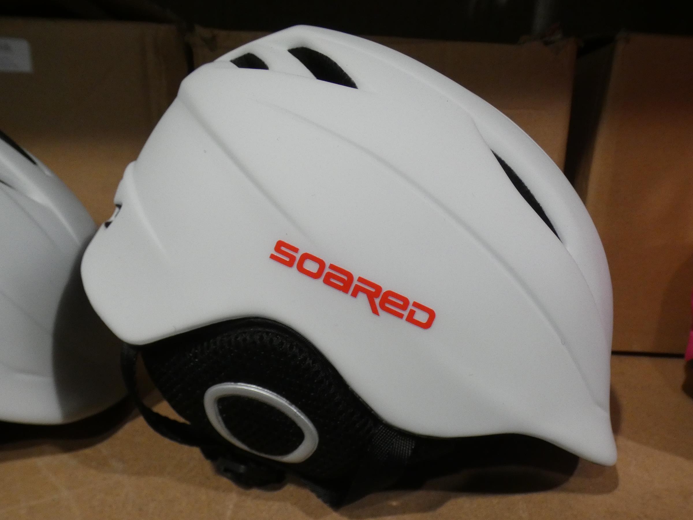 Soared white ski helmet size XL (60-63cm)