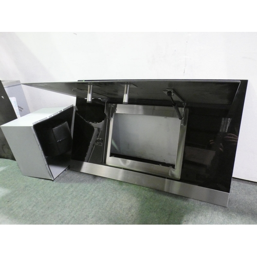 3041 - Bosch Angled Glass Chimney Hood (H898xW590xD467) - model:- DWK87BM60B, RRP £582.50 inc. VAT * This l... 