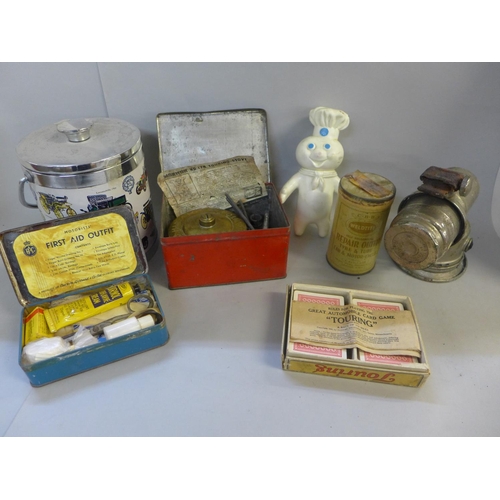 A Lucas carbide lamp, a Monitor touring stove, a RAC Motoris... Barnebys