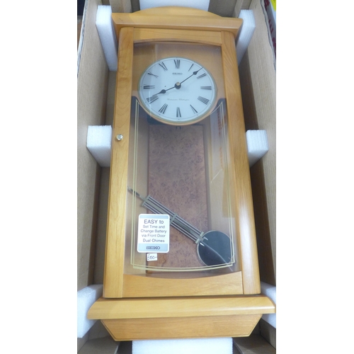 2061 - Seiko pendulum wall clock, boxed