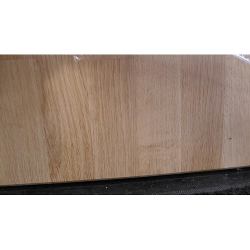 3002 - Solid Oak Breakfast Bar  - 2400x1000x40   * This lot is subject to vat